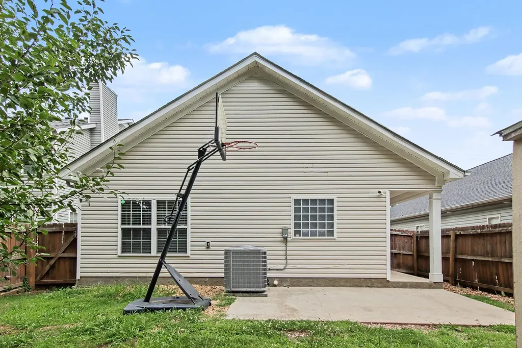 5193 Preserve Boulevard Antioch TN 37013
