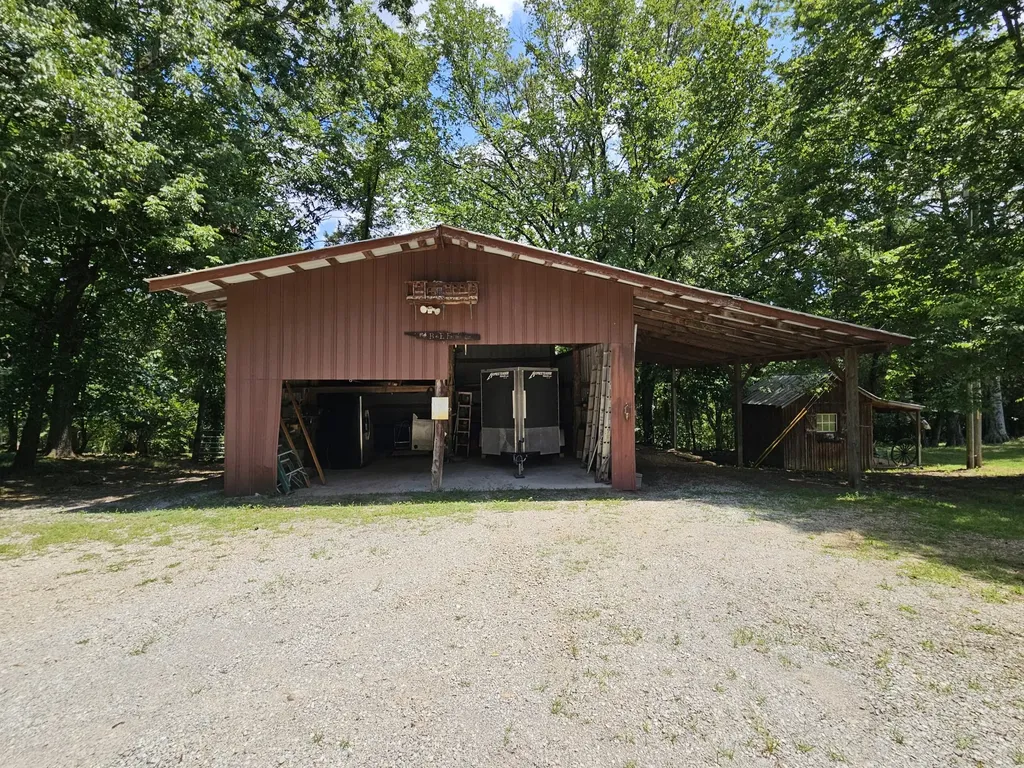 294 Lakeside Drive Carthage TN 37030