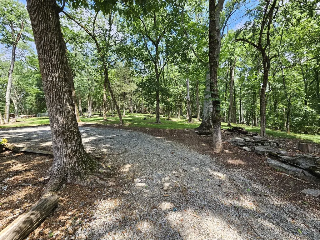 294 Lakeside Drive Carthage TN 37030