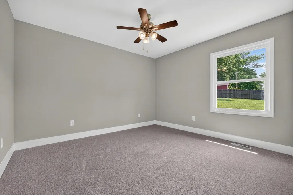 2602 Oakwood Lane Cookeville TN 38506