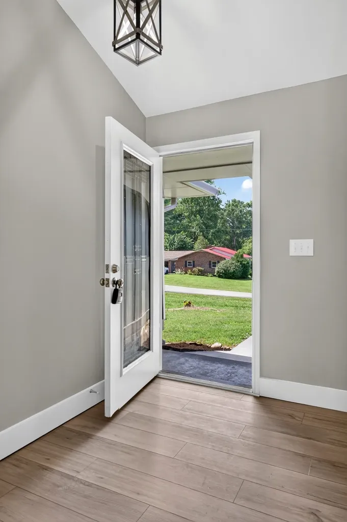 2602 Oakwood Lane Cookeville TN 38506