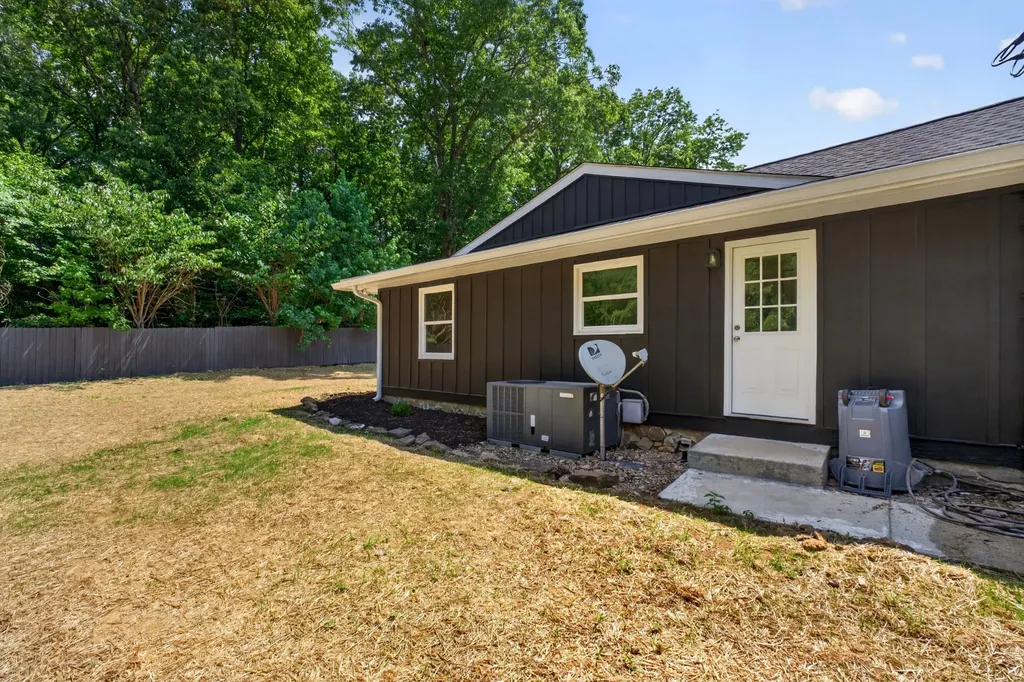 2602 Oakwood Lane Cookeville TN 38506