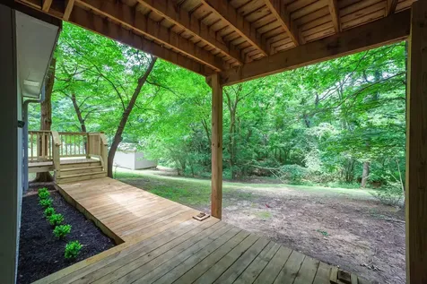 71 Colonial Cove Jackson TN 38305