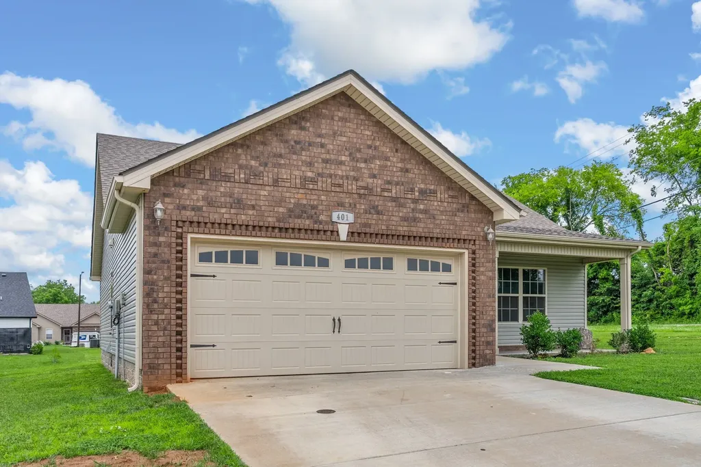 401 Irish Hills Drive Clarksville TN 37042