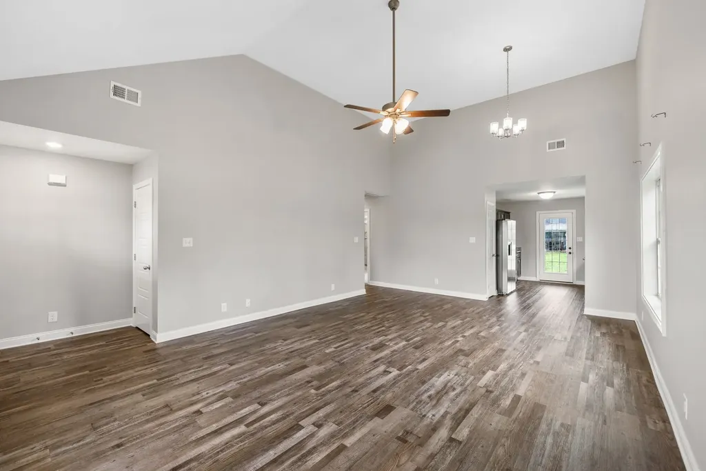 401 Irish Hills Drive Clarksville TN 37042