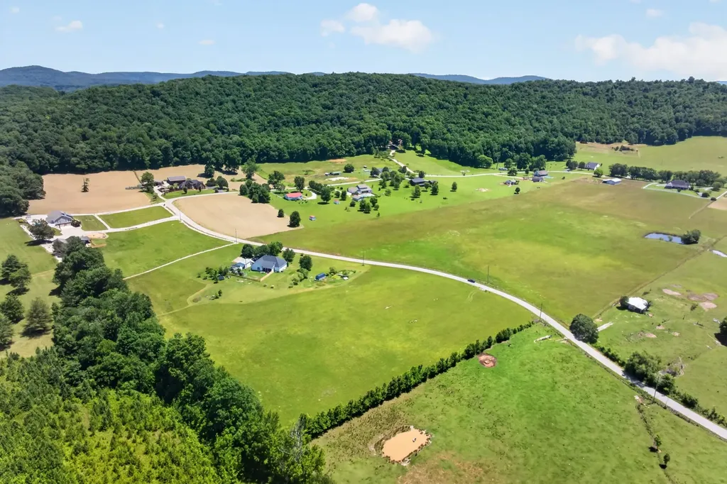 301 Rolling Meadows Lane Rickman TN 38580