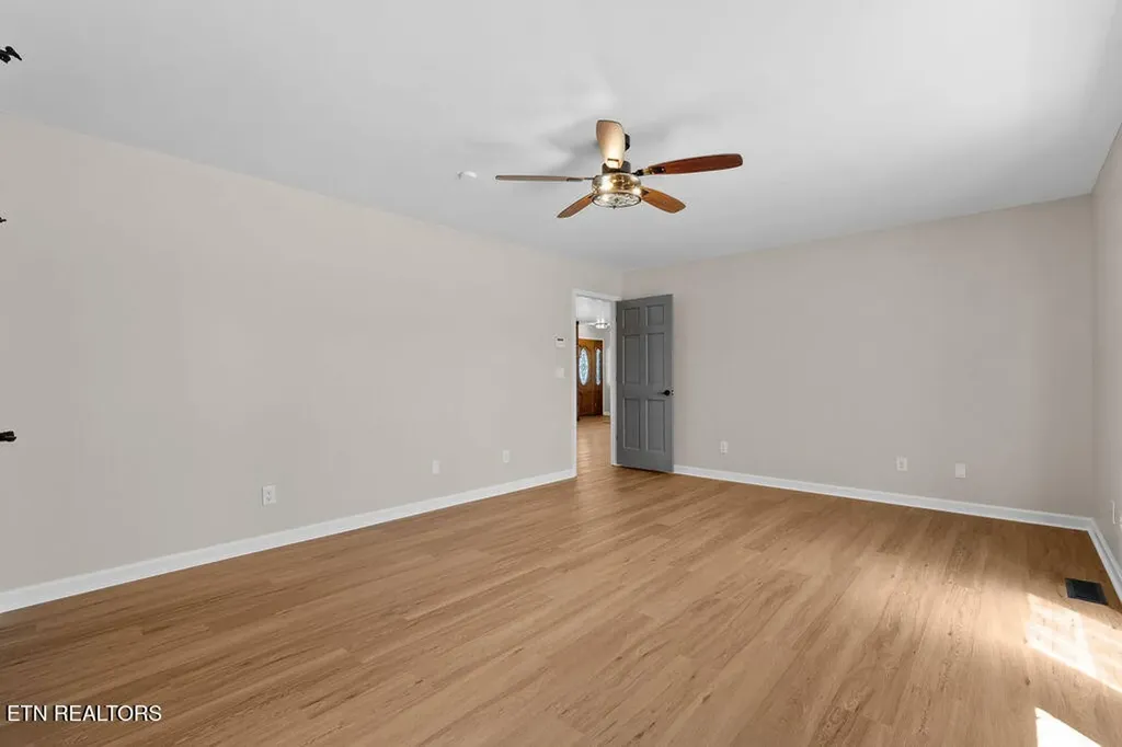 1432 John Sparks Drive Friendsville TN 37737