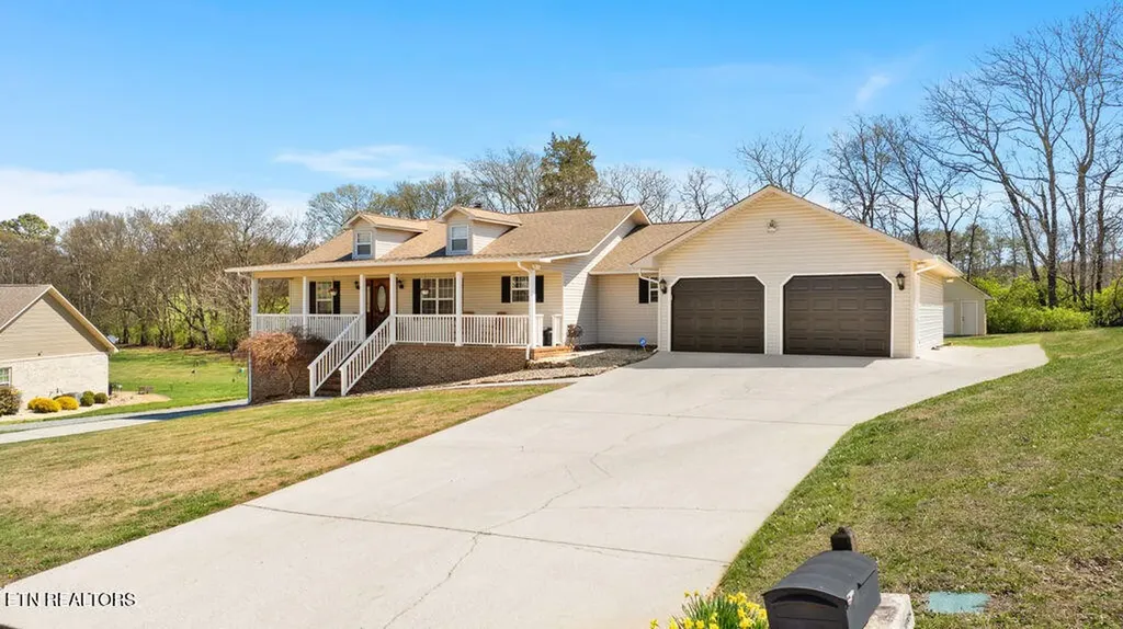 1432 John Sparks Drive Friendsville TN 37737