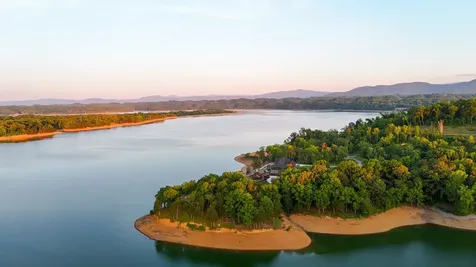 123 Ridge Point Trail Dandridge TN 37725