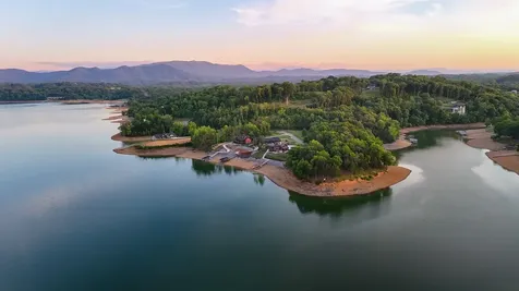 123 Ridge Point Trail Dandridge TN 37725