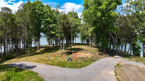 123 Ridge Point Trail Dandridge TN 37725