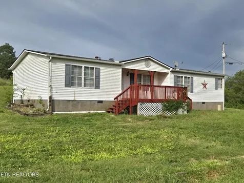 546 Old Stage Road Dandridge TN 37725