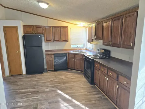 546 Old Stage Road Dandridge TN 37725