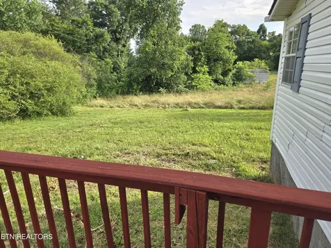 546 Old Stage Road Dandridge TN 37725