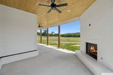 4088 Chicken Road Lebanon TN 37090