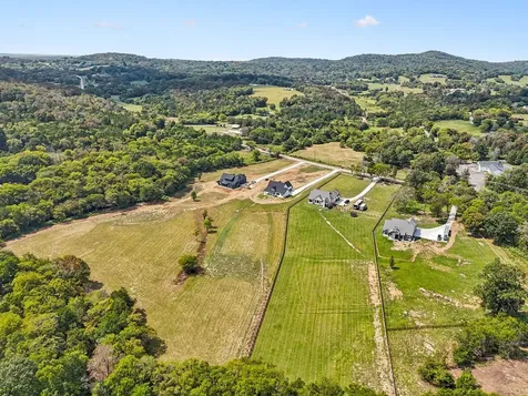 4088 Chicken Road Lebanon TN 37090