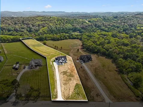 4088 Chicken Road Lebanon TN 37090