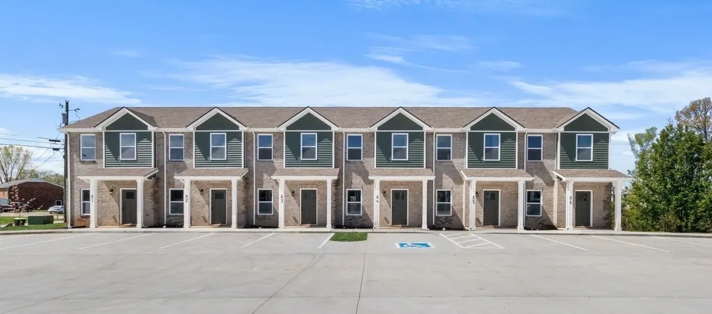 3850 Jockey Drive Clarksville TN 37042
