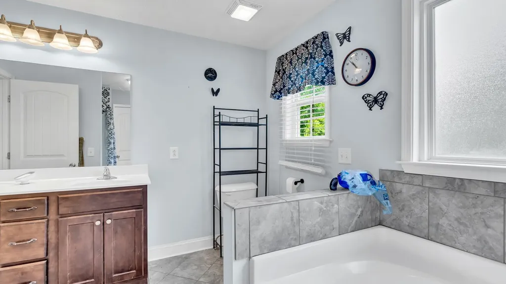 123 Golf Club Circle Springfield TN 37172