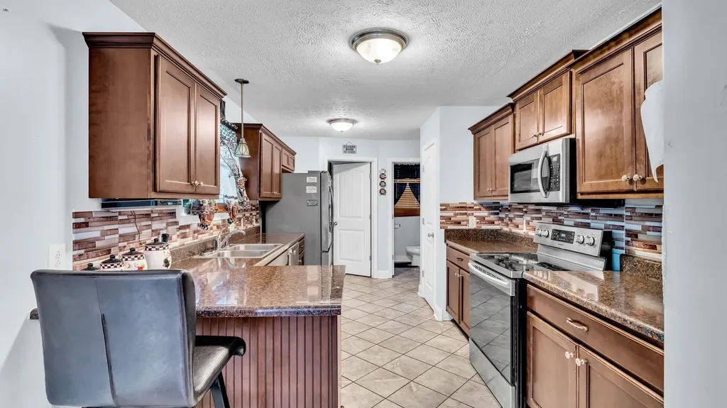 123 Golf Club Circle Springfield TN 37172