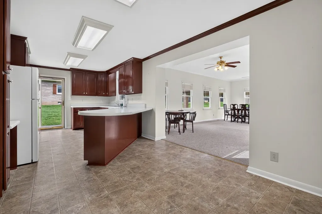 116 Westwood 5th Avenue Mcminnville TN 37110