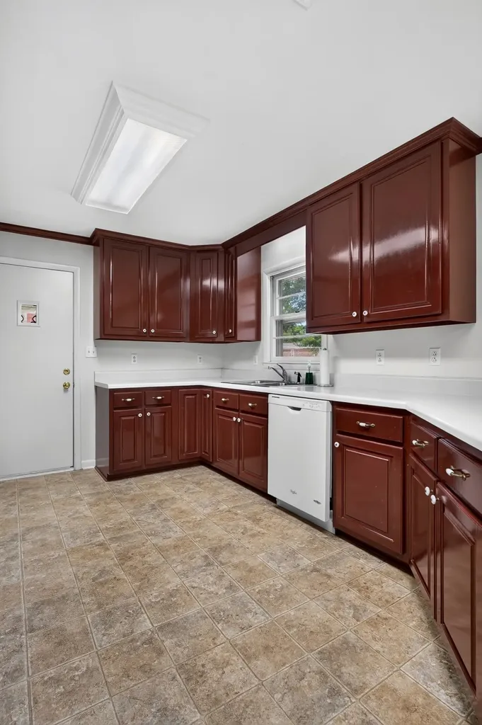 116 Westwood 5th Avenue Mcminnville TN 37110