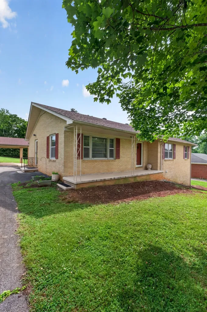 116 Westwood 5th Avenue Mcminnville TN 37110
