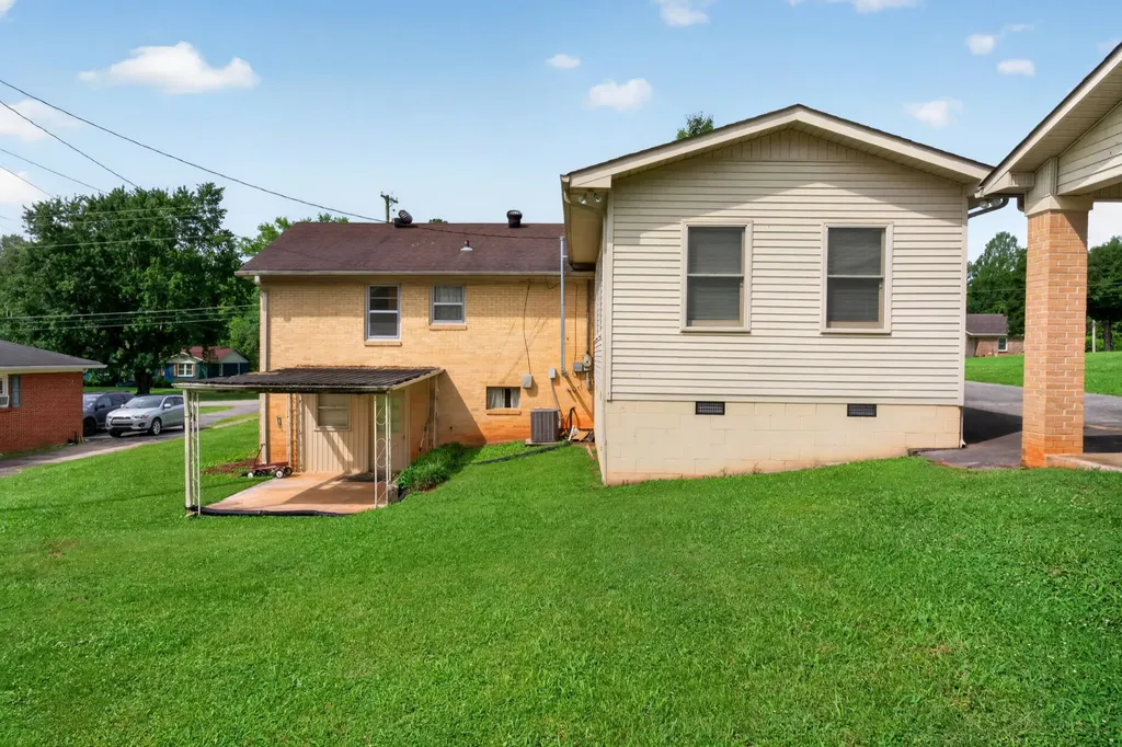 116 Westwood 5th Avenue Mcminnville TN 37110