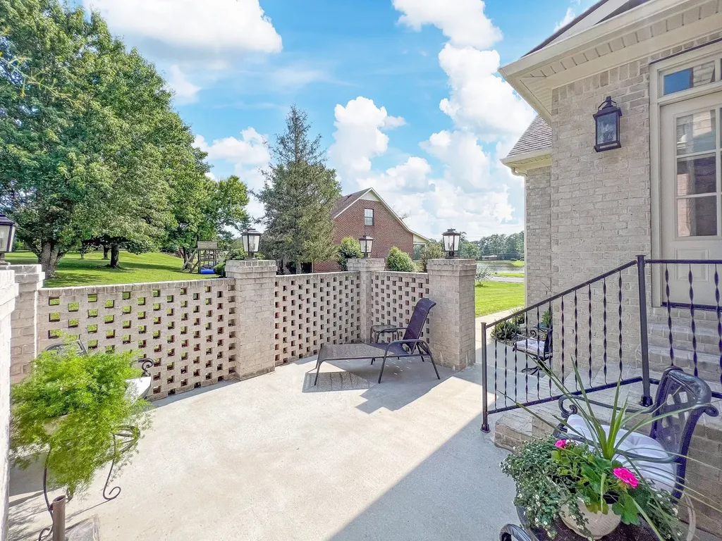 204 Green Hills Drive Shelbyville TN 37160