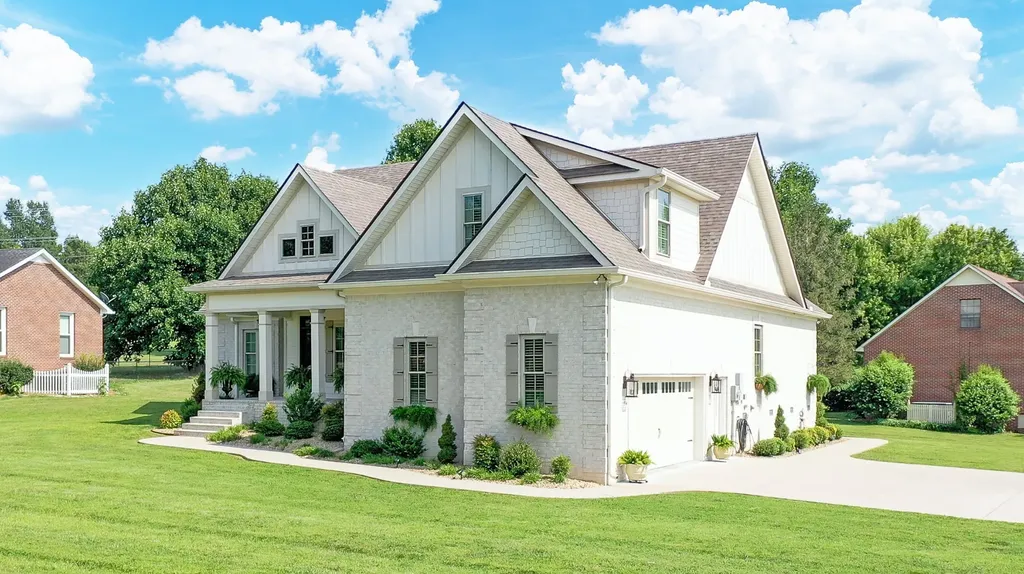 204 Green Hills Drive Shelbyville TN 37160