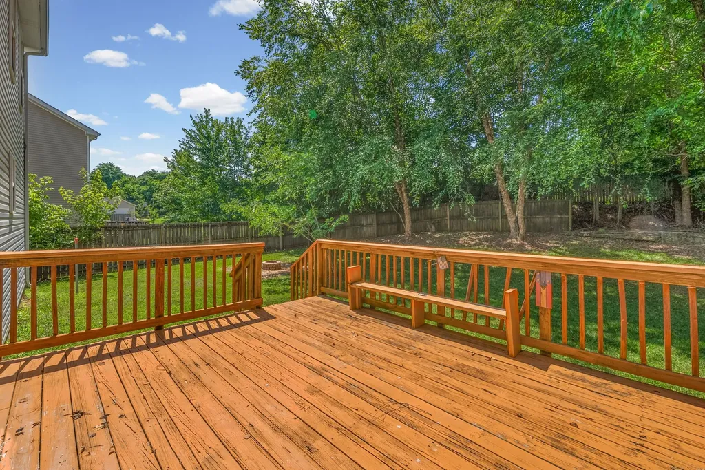 601 Winding Bluff Way Clarksville TN 37040