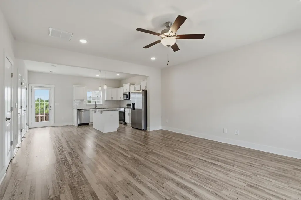 136 Dry Creek Commons Drive Goodlettsville TN 37072