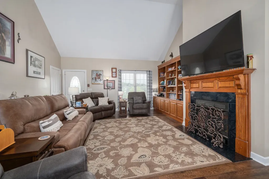 769 Happy Valley Road Bell Buckle TN 37020