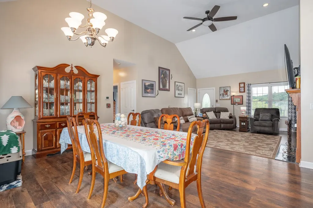 769 Happy Valley Road Bell Buckle TN 37020