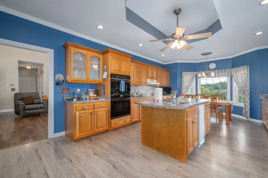 769 Happy Valley Road Bell Buckle TN 37020