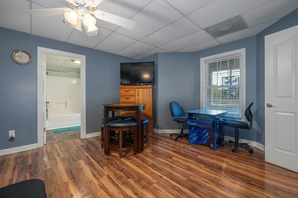769 Happy Valley Road Bell Buckle TN 37020