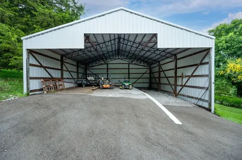769 Happy Valley Road Bell Buckle TN 37020