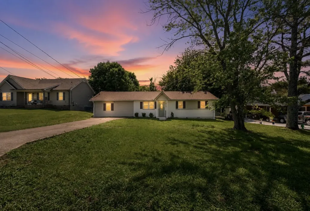 203 Freeman Drive Lewisburg TN 37091