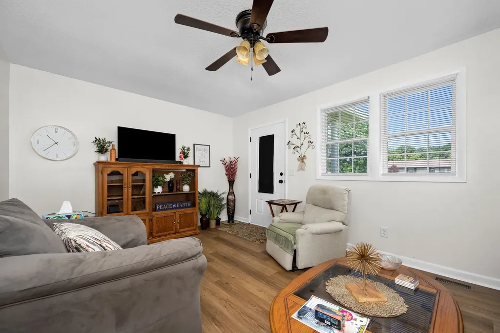 203 Freeman Drive Lewisburg TN 37091