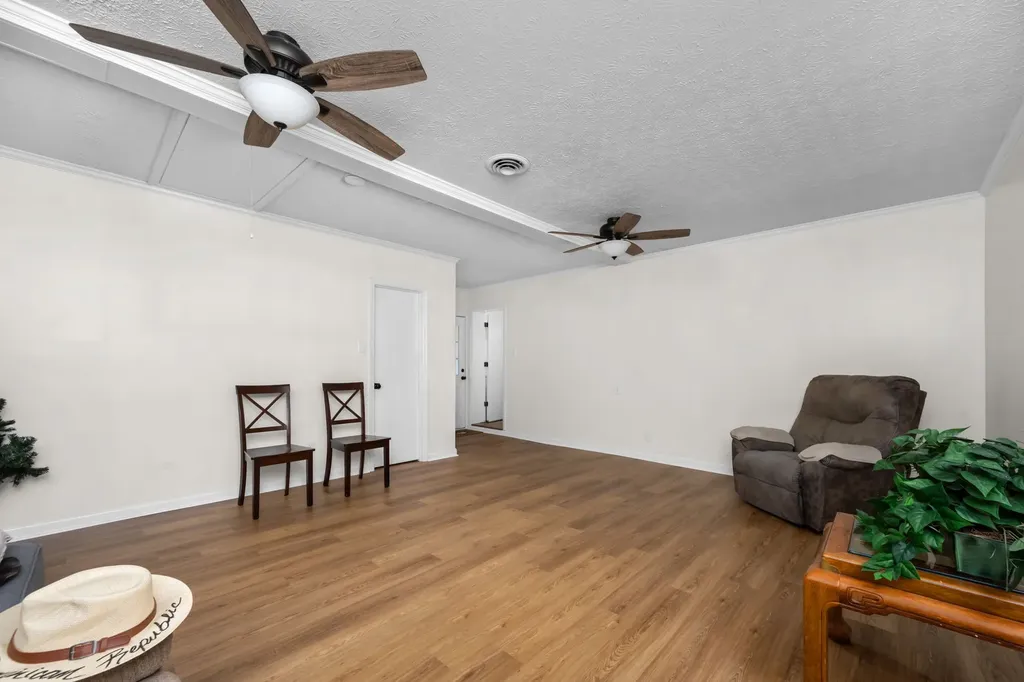 203 Freeman Drive Lewisburg TN 37091