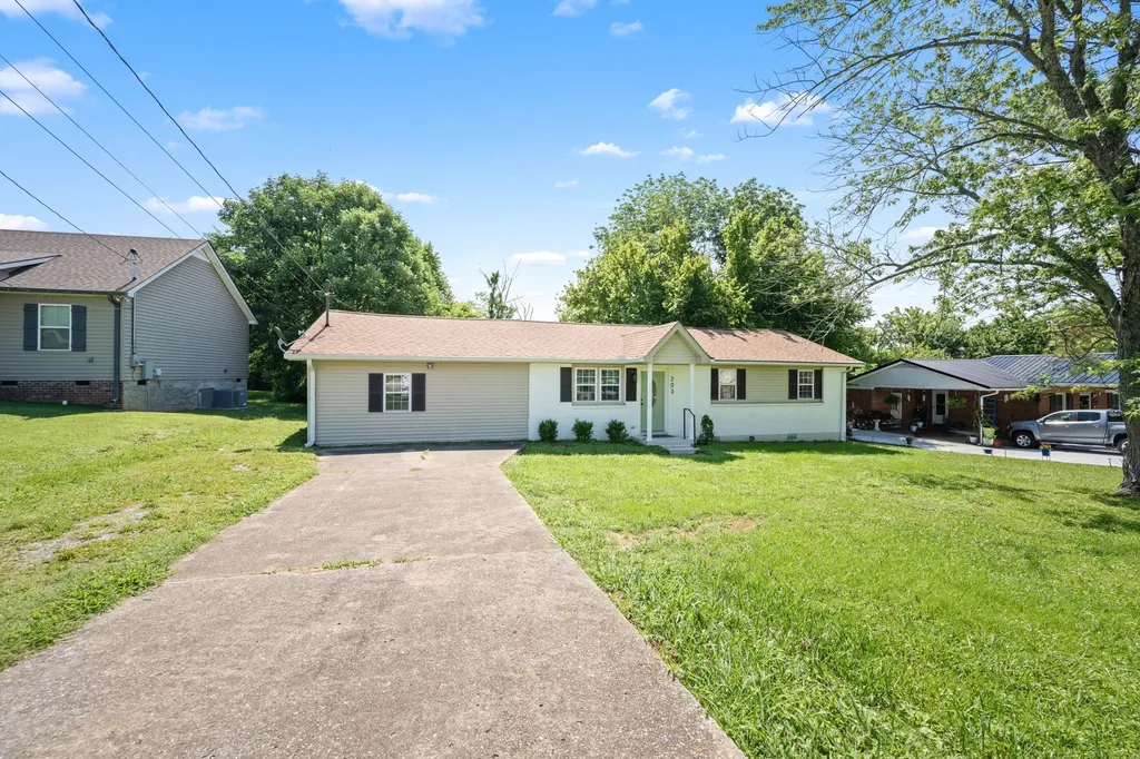 203 Freeman Drive Lewisburg TN 37091