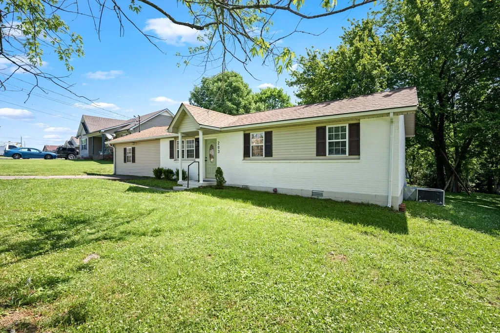 203 Freeman Drive Lewisburg TN 37091