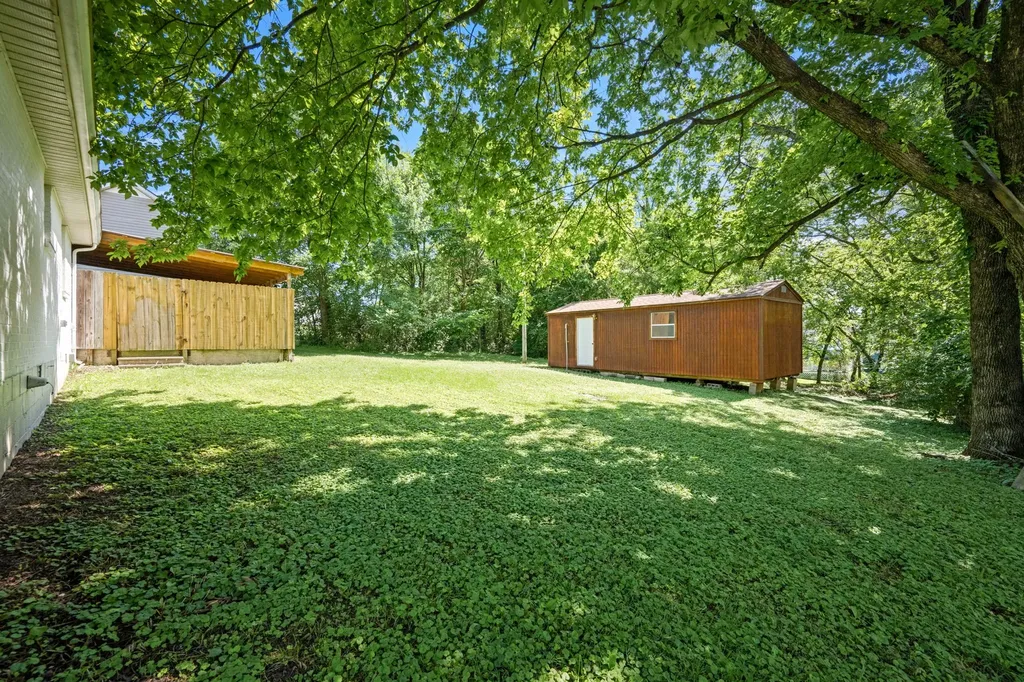203 Freeman Drive Lewisburg TN 37091