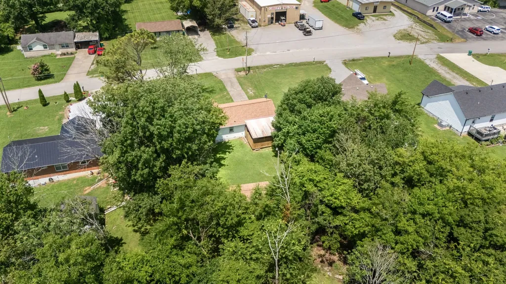 203 Freeman Drive Lewisburg TN 37091