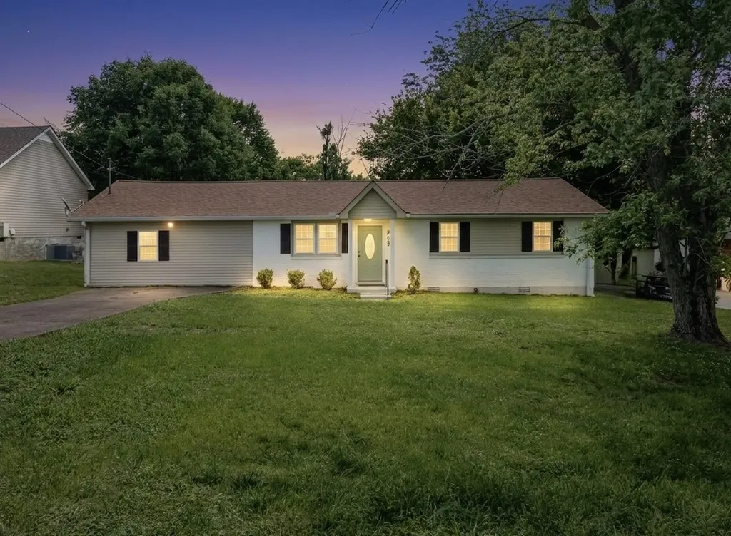 203 Freeman Drive Lewisburg TN 37091
