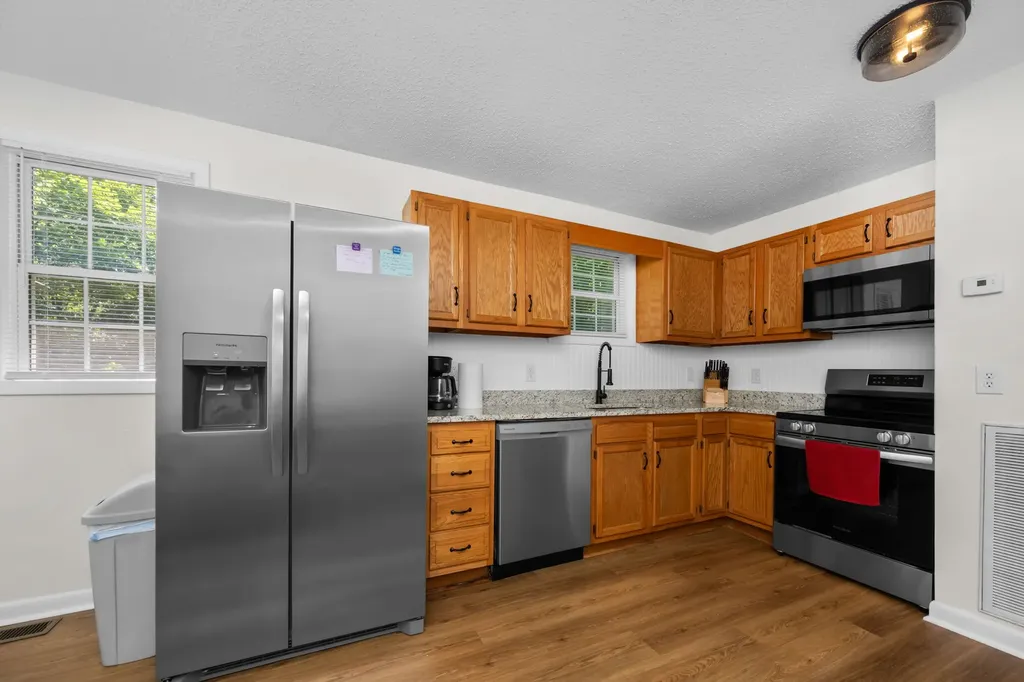 203 Freeman Drive Lewisburg TN 37091