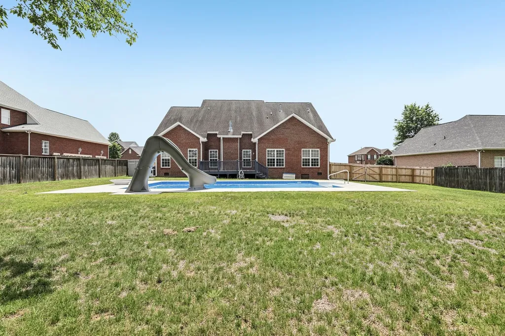1012 Notting Hill Drive Gallatin TN 37066
