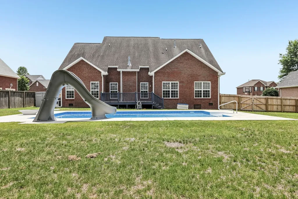 1012 Notting Hill Drive Gallatin TN 37066