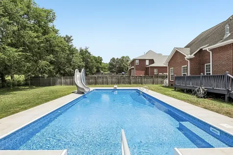 1012 Notting Hill Drive Gallatin TN 37066