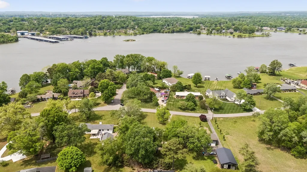 281 Lake Terrace Drive Hendersonville TN 37075